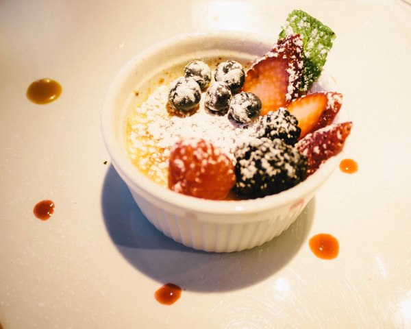 We also ordered their Tahitian vanilla creme brulee.  Not too sweet, it was delicious.